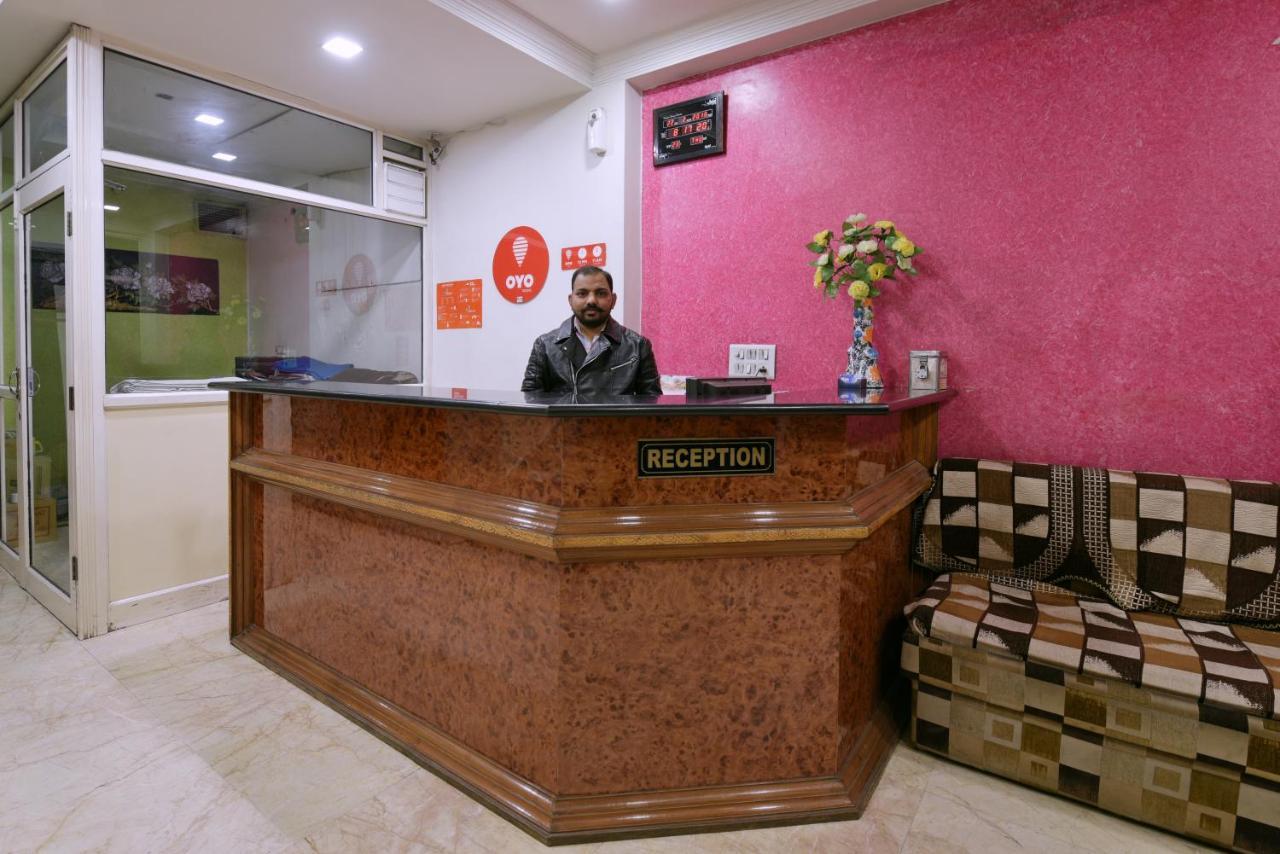 Oyo 2326星星广场酒店 斋浦尔 外观 照片